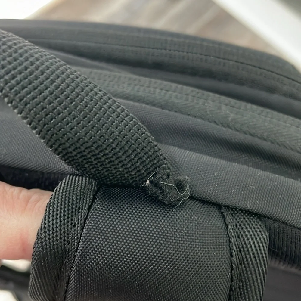 Thule Black Achiever Backpack